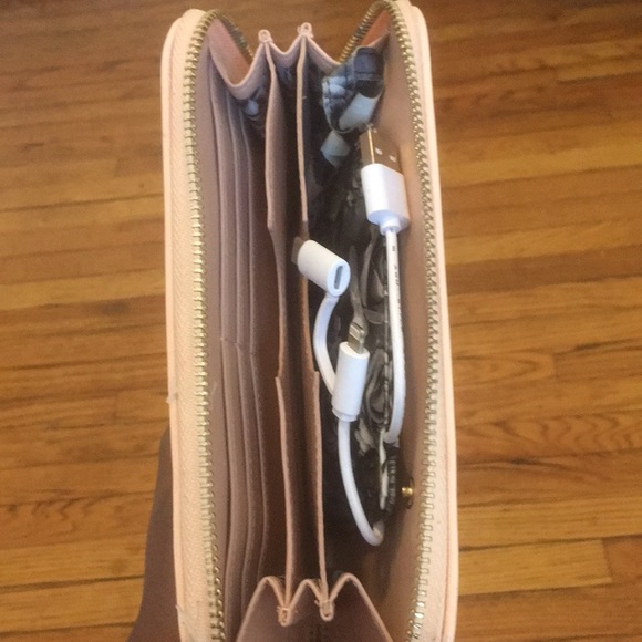 Wallet - Picture 3 of 3